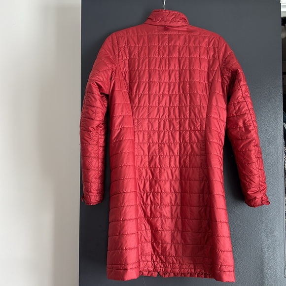 Patagonia jacket in excellent condition. Perfect for any occasion. - Picture 2 of 14